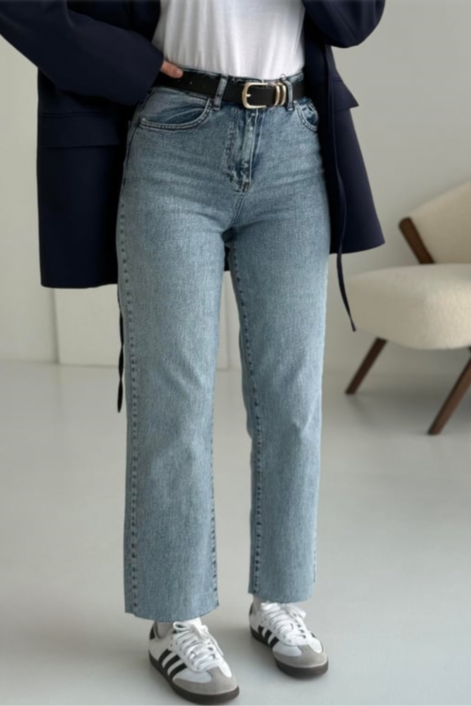 Straight Leg Jeans-Light Blue