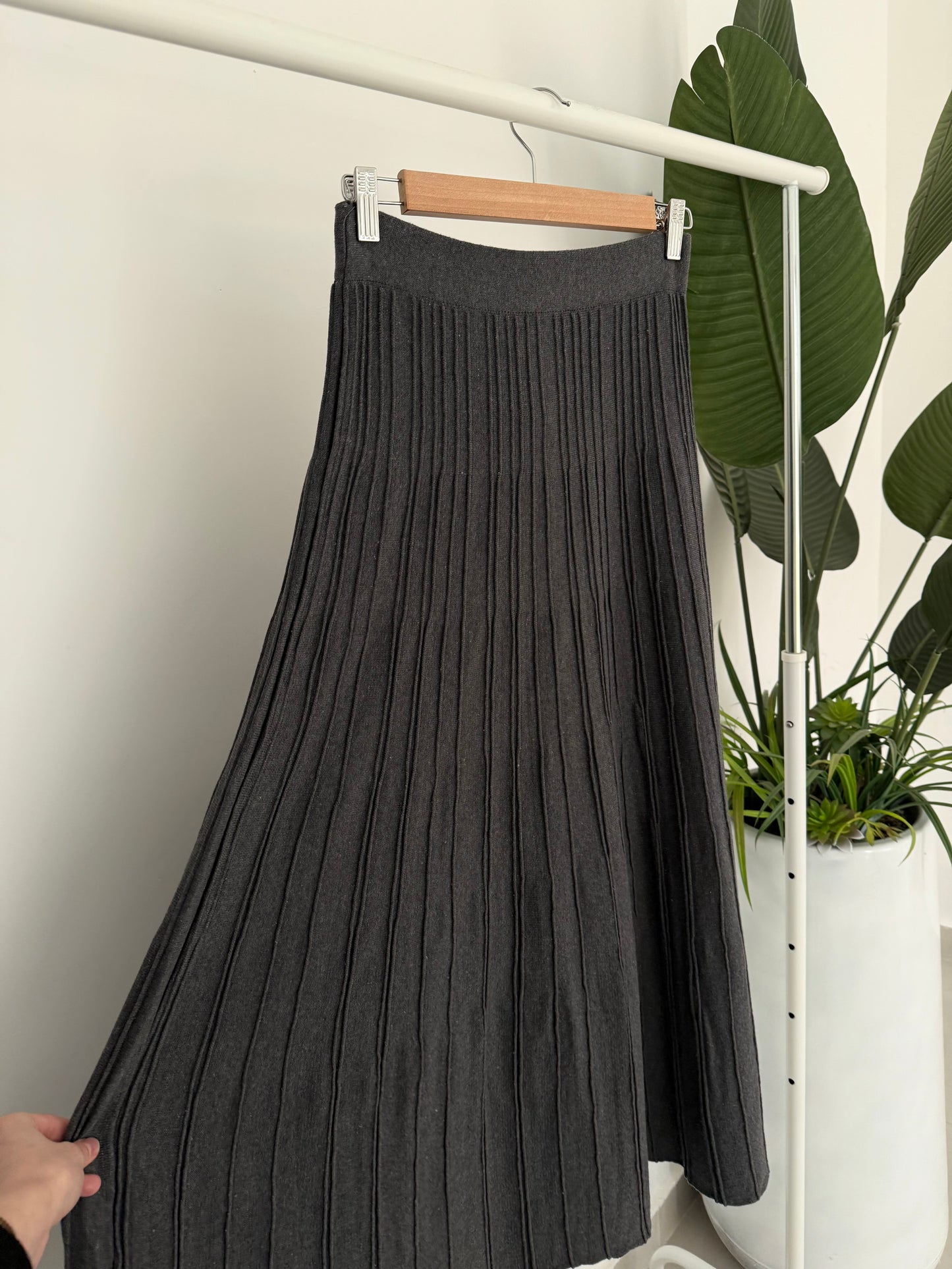 Pleated Triko Skirt-Gray