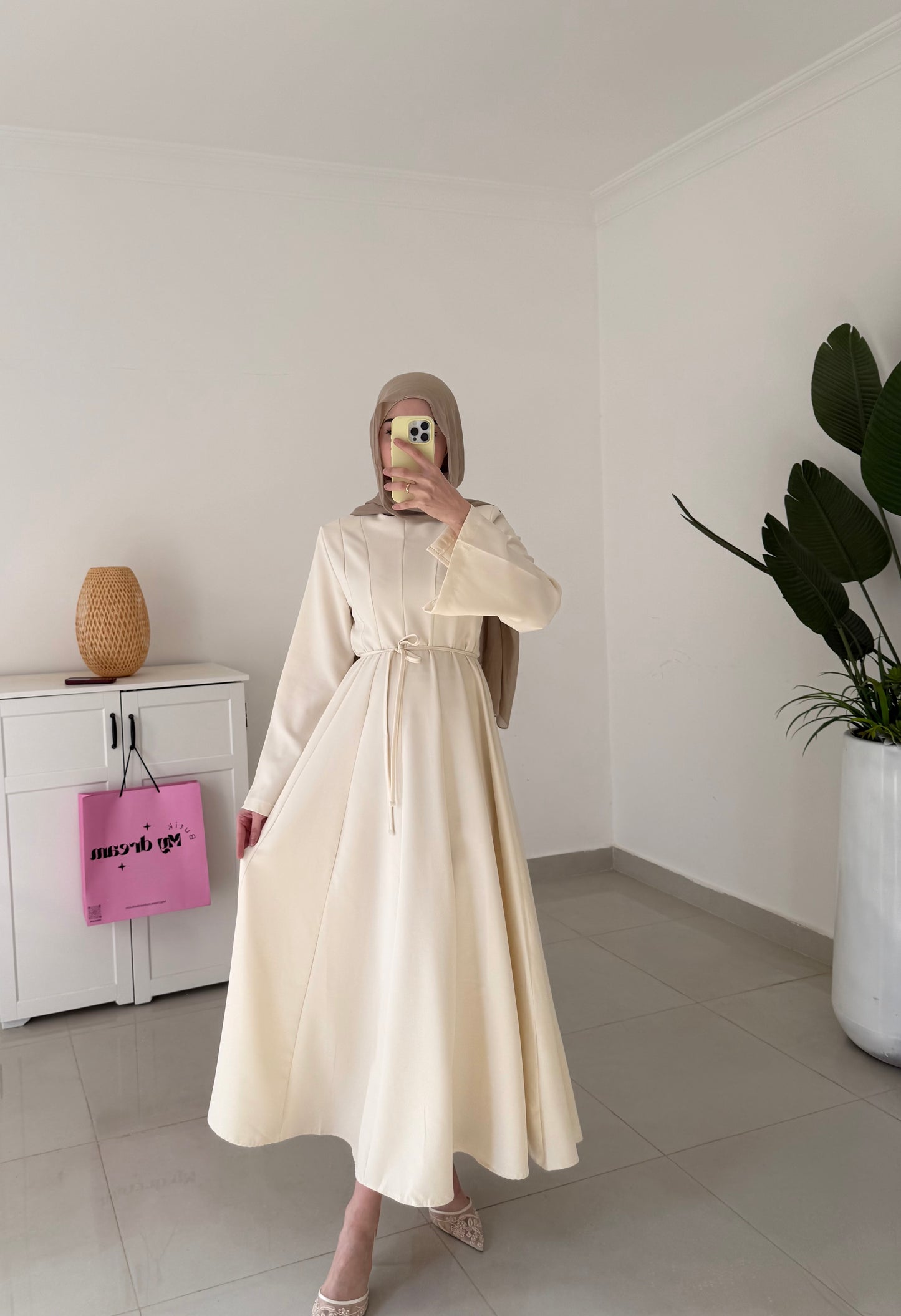 Roza Dress- Cream