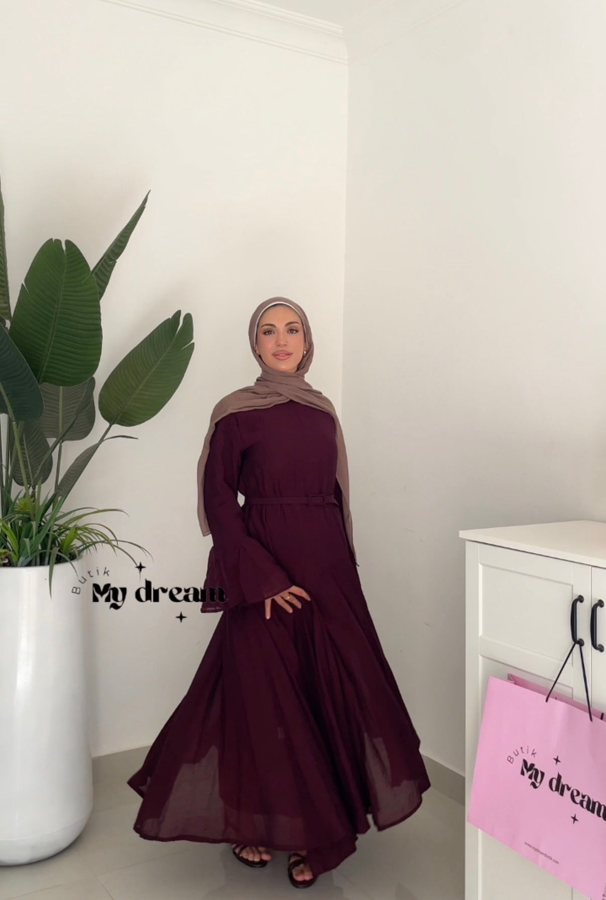 Mariam Dress- Burgundy