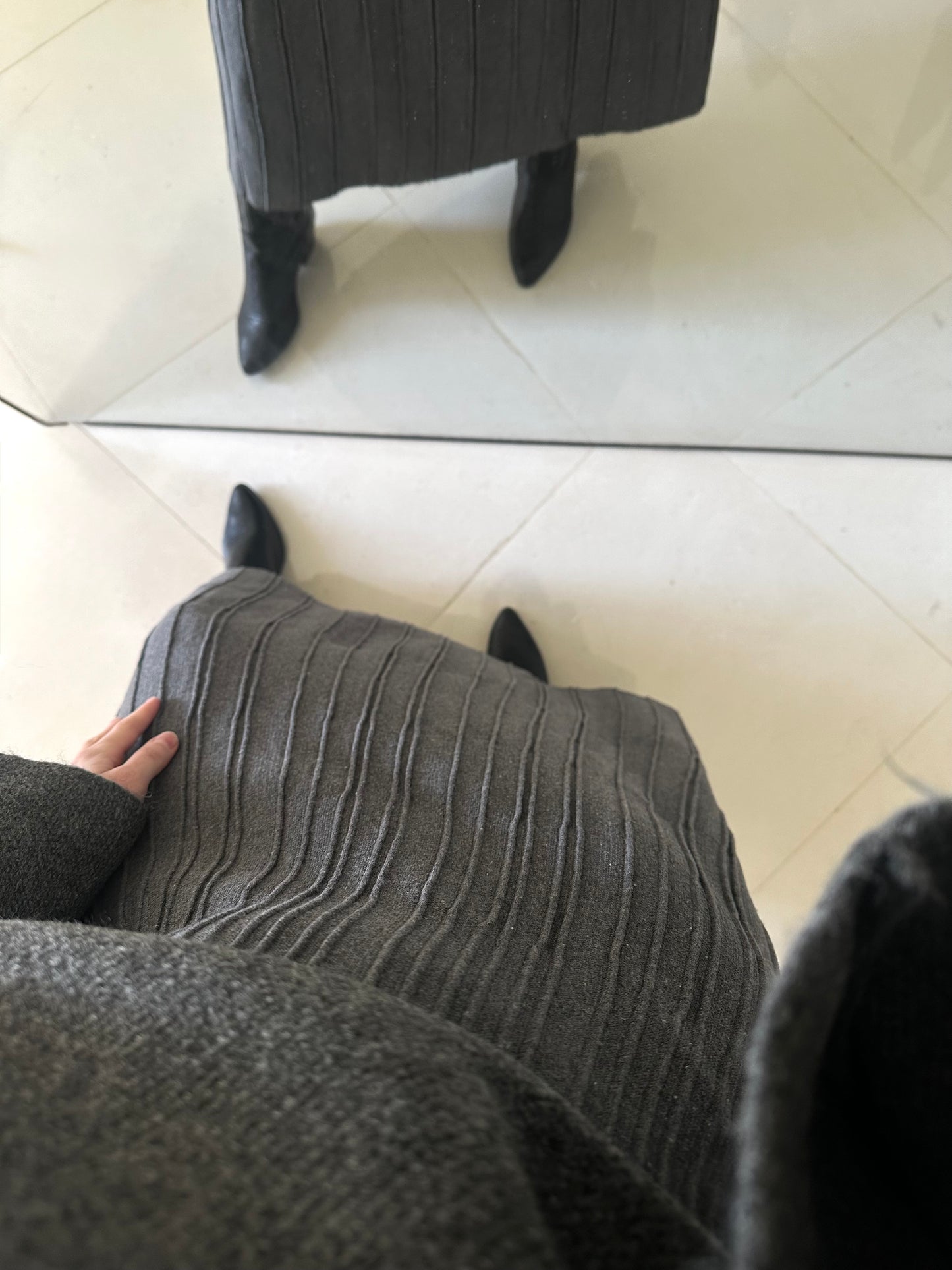 Pleated Triko Skirt-Gray