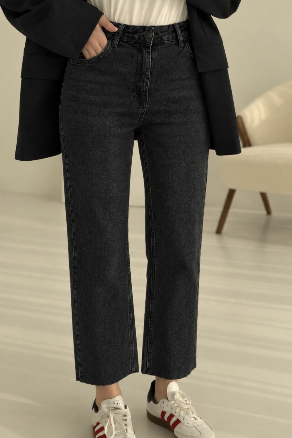 Jeans- Washed Balck